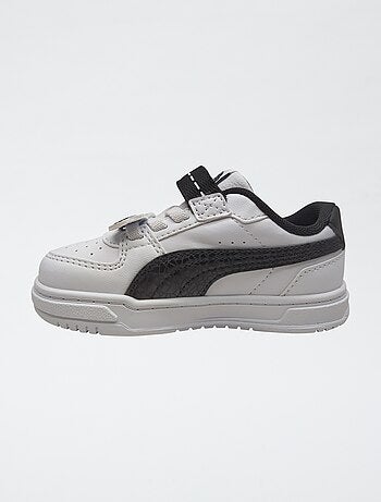 Paar 'Puma' sneakers met 'auto'-patch