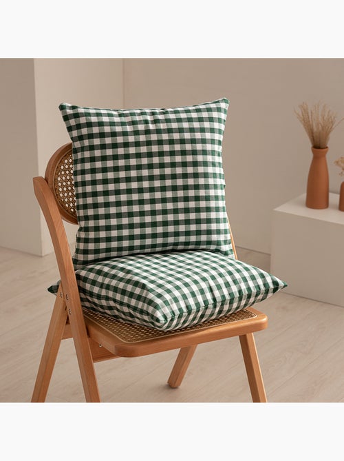 Pack de deux housses de coussin à carreaux vichy, en tissu imperméable - Gamusi. - Kiabi Pack de deux housses de coussin à carreaux vichy, en tissu imperméable - Gamusi. - Kiabi