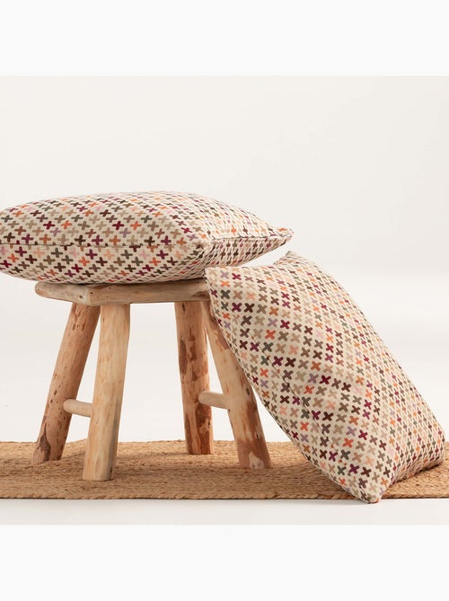 Pack de deux housses de coussin avec motif géométrique, tissu en fil teint - Gamusi. - Kiabi Pack de deux housses de coussin avec motif géométrique, tissu en fil teint - Gamusi. - Kiabi