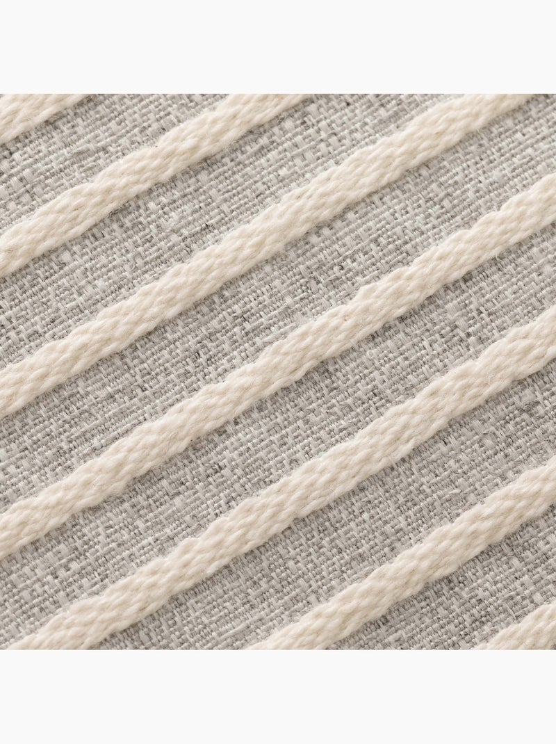 Pack de deux housses de coussin chiné à rayures, tissu en relief bicolore -  Gamusi. Gris clair - Kiabi