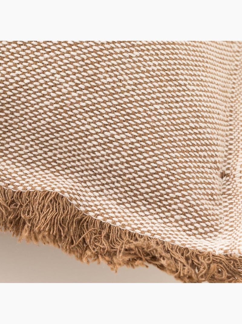 Pack de deux housses de coussin unies en tissu texturé en relief, avec franges -  Gamusi. Marron - Kiabi