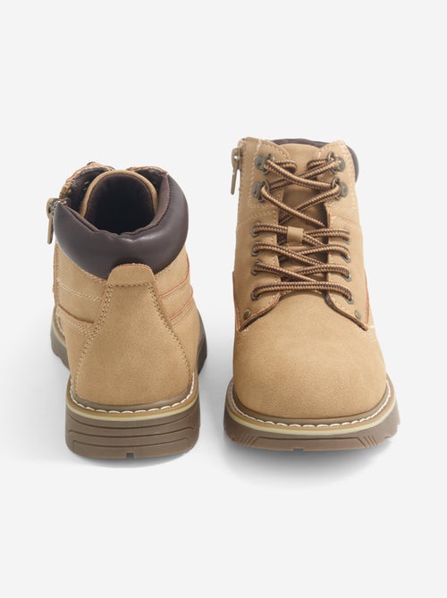 Paire de boots type trekking à lacets - Kiabi