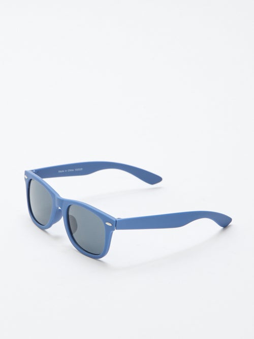 Paire de lunette de soleil classique unie - Kiabi