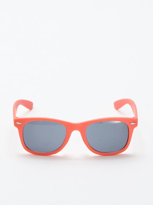 Paire de lunette de soleil classique unie - Kiabi