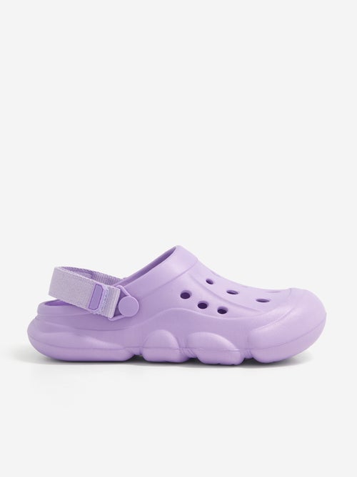 Paire de mules fermées pour la plage - Kiabi Paire de mules fermées pour la plage - Kiabi