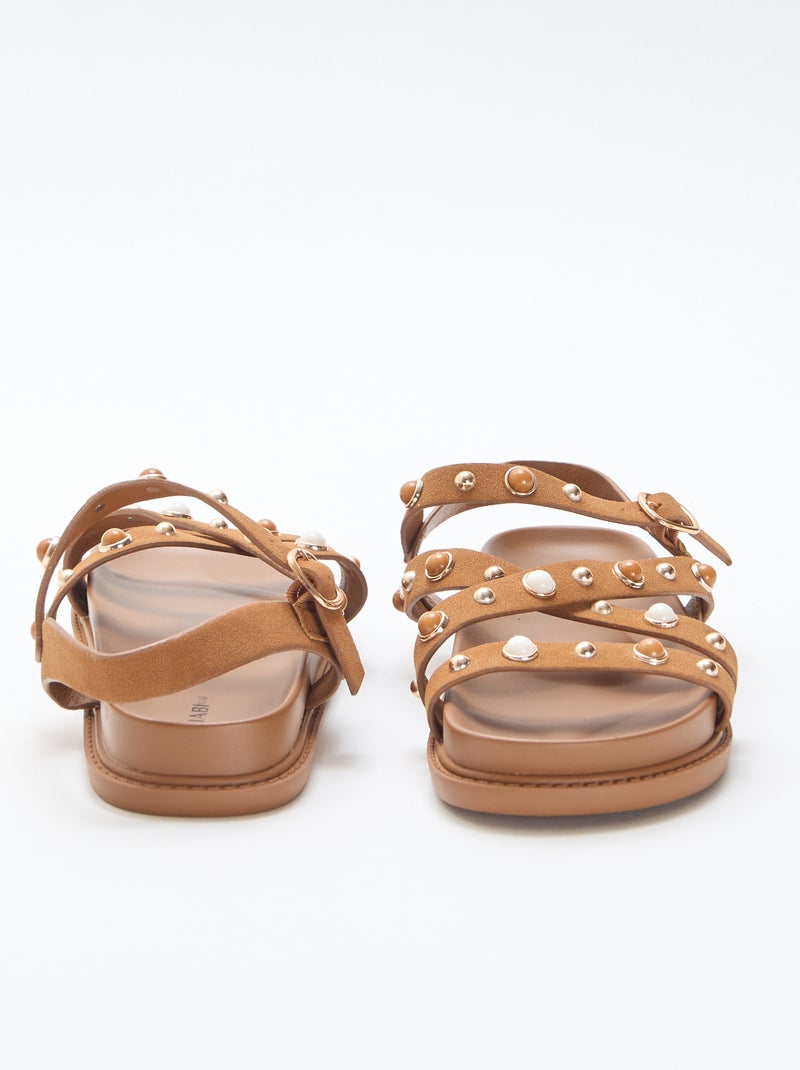 Paire de sandales à plateforme avec brides clous Marron - Kiabi