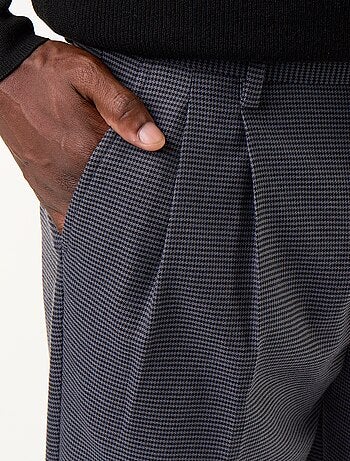 Pantalon à carreaux coupe fuselée