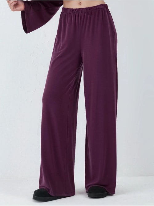 Pantalon à jambe droite à enfiler busem - Kiabi Pantalon à jambe droite à enfiler busem - Kiabi