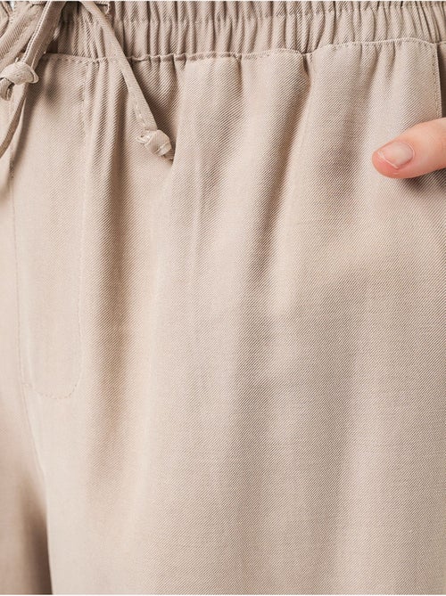 Pantalon à jambe large taille haute avec poche bdart - Kiabi Pantalon à jambe large taille haute avec poche bdart - Kiabi