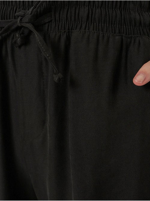 Pantalon à jambe large taille haute avec poche bdart - Kiabi Pantalon à jambe large taille haute avec poche bdart - Kiabi