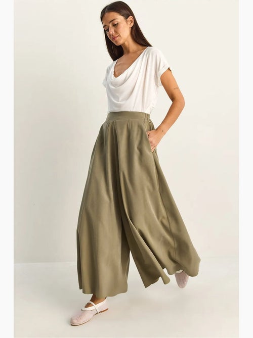 Pantalon à jambe large taille haute lucci - Kiabi Pantalon à jambe large taille haute lucci - Kiabi