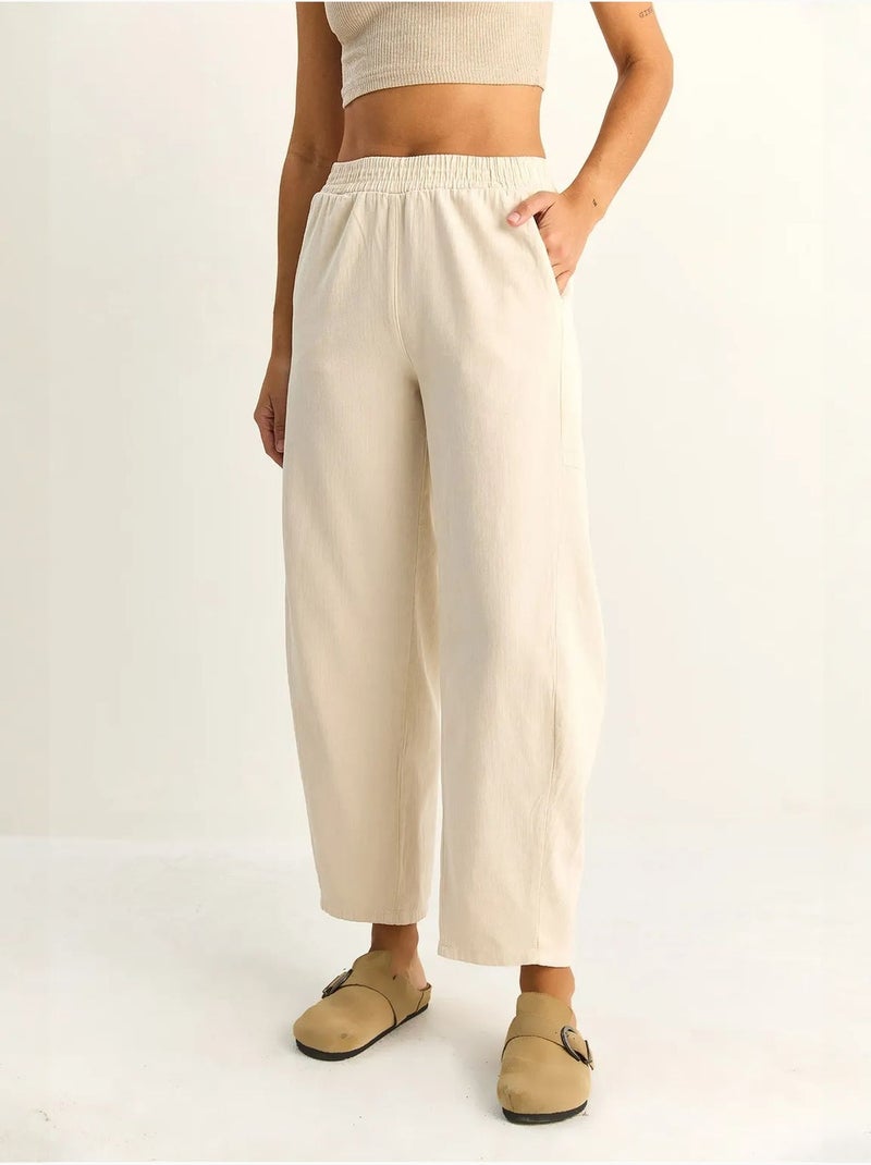 Pantalon à jambes droites avec taille élastique et poches lucci Crème - Kiabi