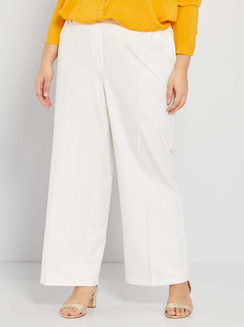 Pantalon à jambes larges écru - Kiabi