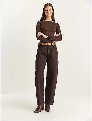 Pantalon à jambes larges et taille haute. Lucci