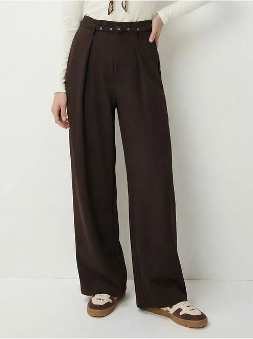 Pantalon à jambes larges plissé et ceinturé istanbul - Kiabi Pantalon à jambes larges plissé et ceinturé istanbul - Kiabi