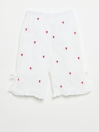 Pantalon avec nœuds fantaisie et broderies anglaises