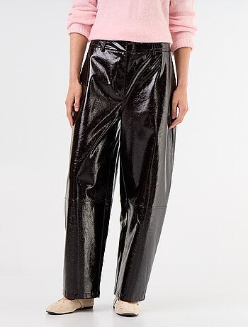 Pantalon barrel en faux cuir