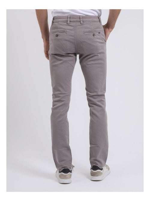 Pantalon chino coupe ajustée VALBACOL - Kiabi Pantalon chino coupe ajustée VALBACOL - Kiabi