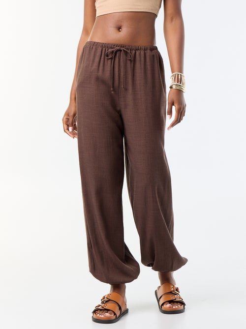Pantalon coupe balloon uni avec 2 poches - Kiabi Pantalon coupe balloon uni avec 2 poches - Kiabi