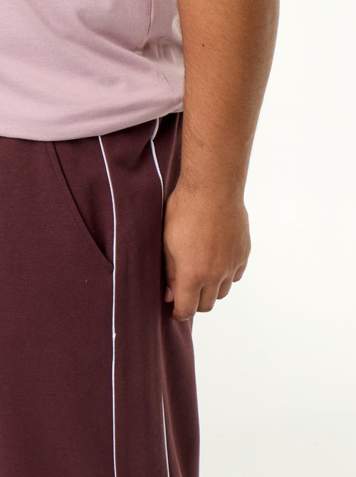 Pantalon de jogging avec liserés contrastés - Kiabi Pantalon de jogging avec liserés contrastés - Kiabi
