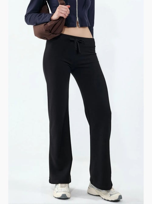 Pantalon de jogging droit femme busem - Kiabi Pantalon de jogging droit femme busem - Kiabi
