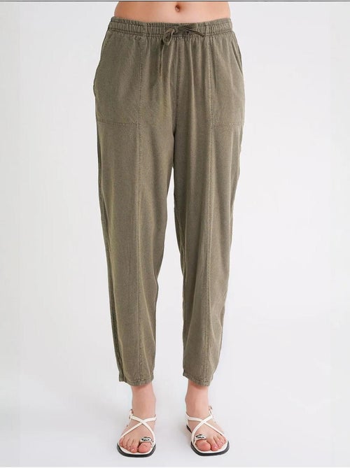 Pantalon de jogging en lin mélangé avec cordon de serrage à la taille mixray - Kiabi Pantalon de jogging en lin mélangé avec cordon de serrage à la taille mixray - Kiabi
