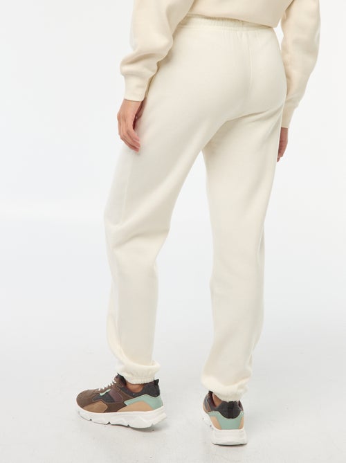 Pantalon de jogging femme uni en maille lourde - Kiabi Pantalon de jogging femme uni en maille lourde - Kiabi