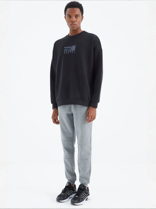 Pantalon de jogging homme coupe décontractée en molleton tommy - Kiabi Pantalon de jogging homme coupe décontractée en molleton tommy - Kiabi