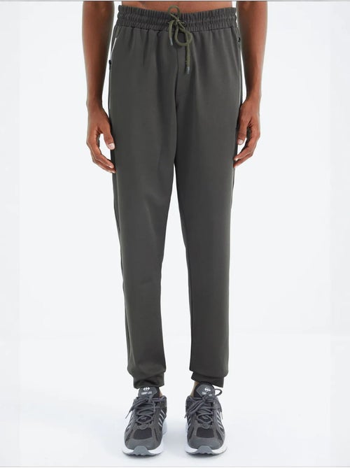 Pantalon de jogging homme coupe décontractée tommy - Kiabi Pantalon de jogging homme coupe décontractée tommy - Kiabi
