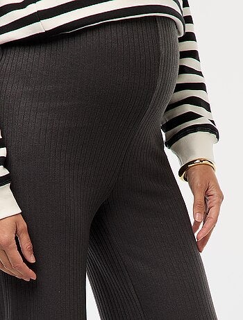 Pantalon de maternité large en rib