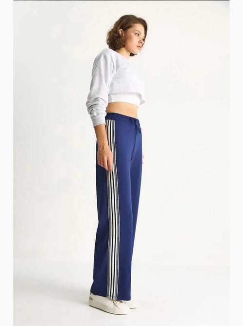 Pantalon de survêtement à enfiler à jambe large lucci - Kiabi Pantalon de survêtement à enfiler à jambe large lucci - Kiabi