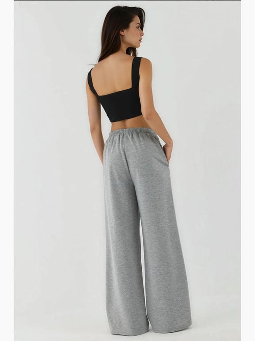 Pantalon de survêtement à jambe large et taille élastique hiccup - Kiabi Pantalon de survêtement à jambe large et taille élastique hiccup - Kiabi