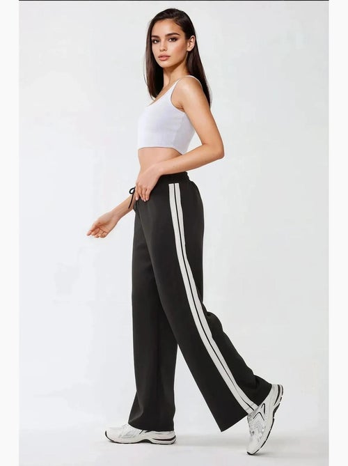 Pantalon de survêtement à rayures à jambes larges hiccup - Kiabi
