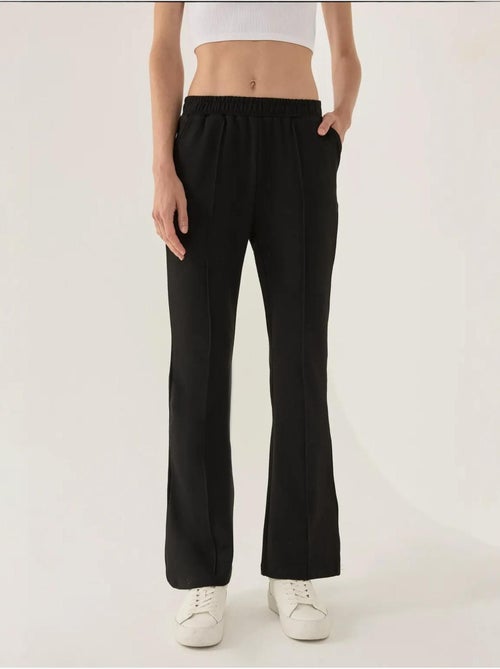 Pantalon de survêtement évasé - Kiabi Pantalon de survêtement évasé - Kiabi