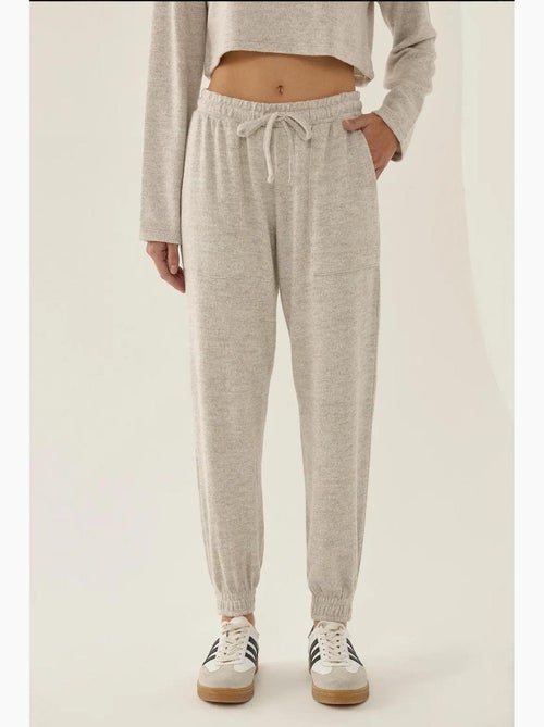 Pantalon de survêtement tricoté à taille élastique hiccup - Kiabi Pantalon de survêtement tricoté à taille élastique hiccup - Kiabi