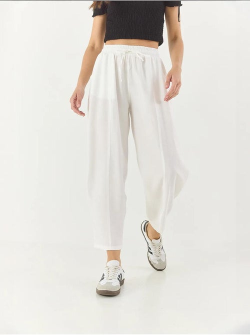 Pantalon d'été coupe carotte ceinturé avec détails de poches lucci - Kiabi