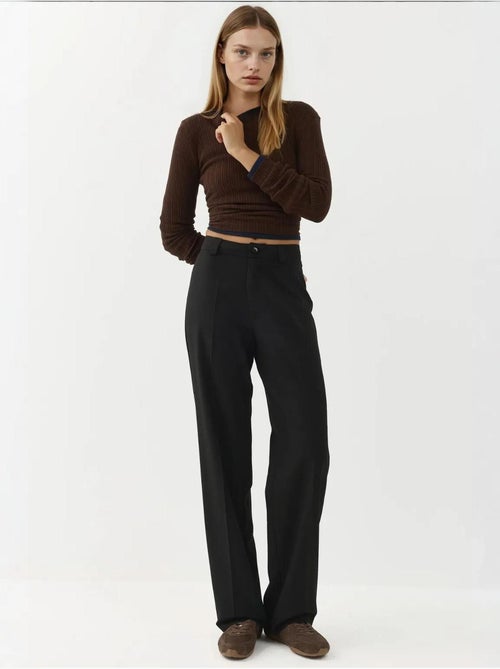 Pantalon droit à taille normale avec fermeture à boutons hiccup - Kiabi Pantalon droit à taille normale avec fermeture à boutons hiccup - Kiabi