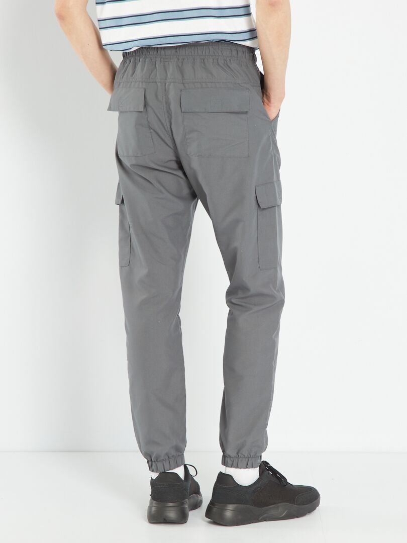 Pantalon droit avec poches cargos Gris - Kiabi