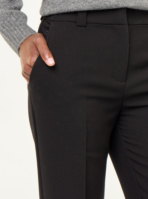 Pantalon droit avec taille ceinturée - Kiabi