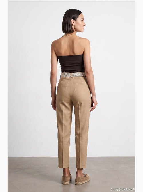 Pantalon droit en crêpe à plis dilvin - Kiabi Pantalon droit en crêpe à plis dilvin - Kiabi