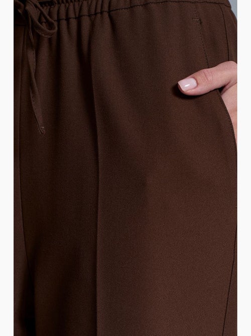 Pantalon droit en crêpe femme dilvin - Kiabi Pantalon droit en crêpe femme dilvin - Kiabi