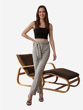 Pantalon en crêpe à jambe droite et taille haute avec ceinture my fashion