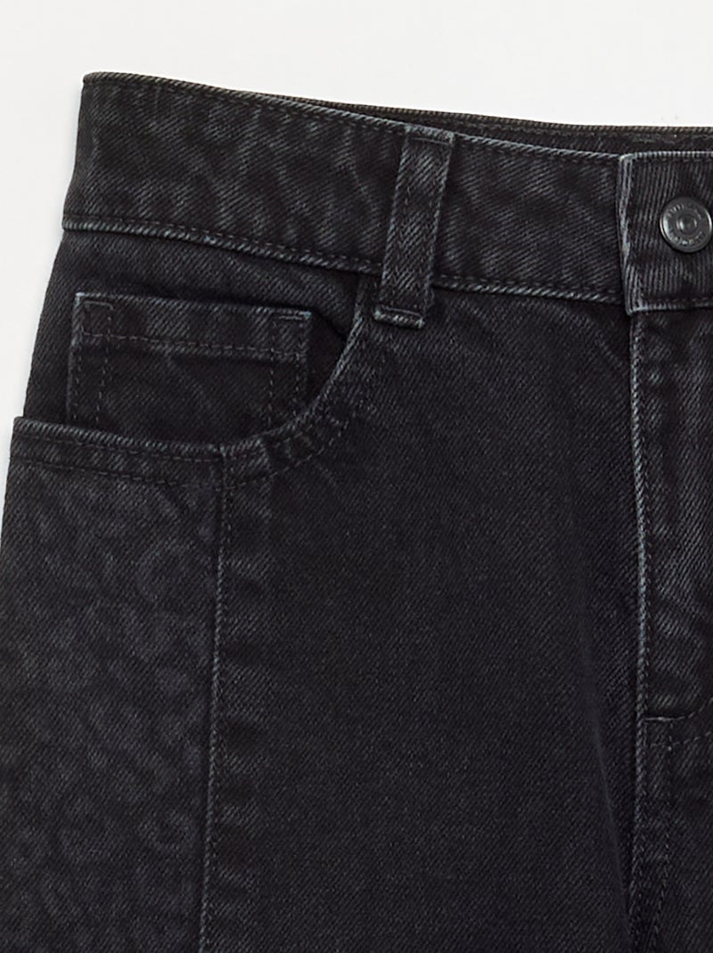 Pantalon en denim avec empiècements imprimés Noir - Kiabi