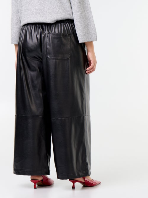 Pantalon en faux cuir - Kiabi
