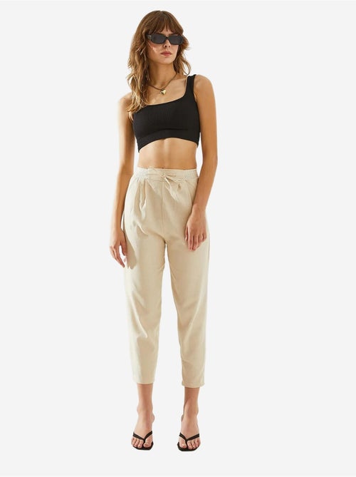 Pantalon en lin à chevrons avec détails à la taille lucci - Kiabi Pantalon en lin à chevrons avec détails à la taille lucci - Kiabi