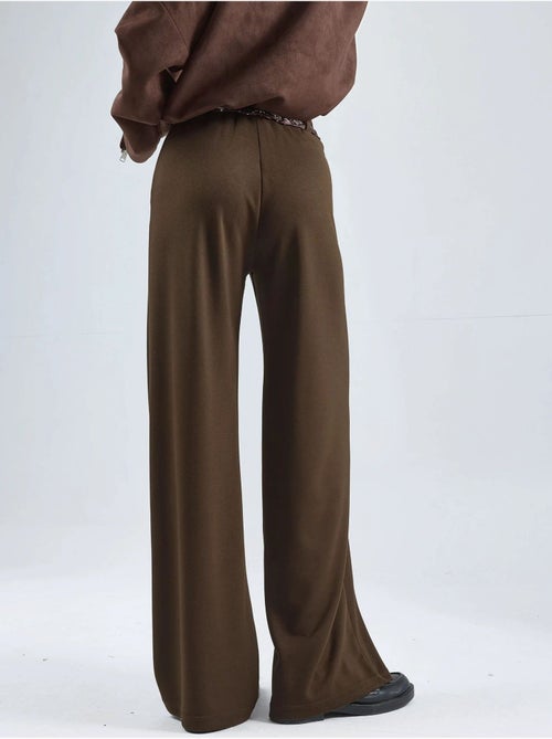 Pantalon en maille taille haute à jambes droites hiccup - Kiabi Pantalon en maille taille haute à jambes droites hiccup - Kiabi