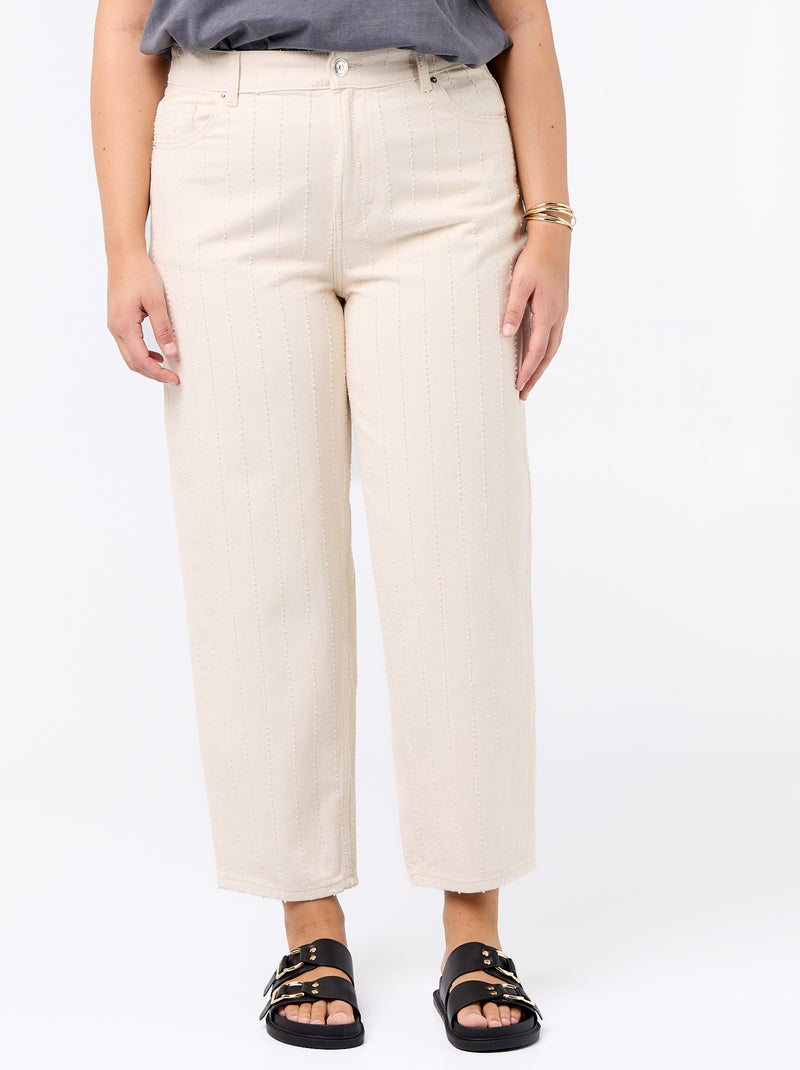 Pantalon en twill avec abrasions fantaisies verticales Blanc - Kiabi