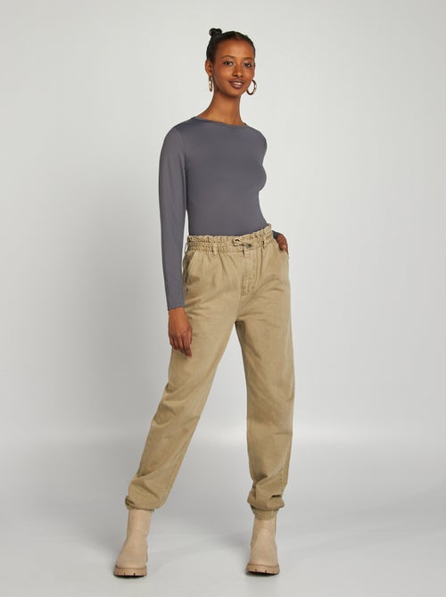 Pantalon en twill avec fine ceinture à nouer - Kiabi