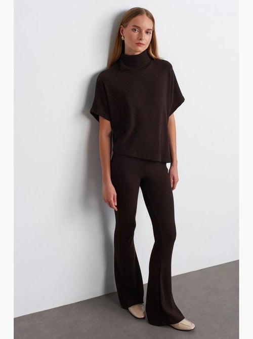 Pantalon évasé en maille, taille haute dilvin - Kiabi Pantalon évasé en maille, taille haute dilvin - Kiabi