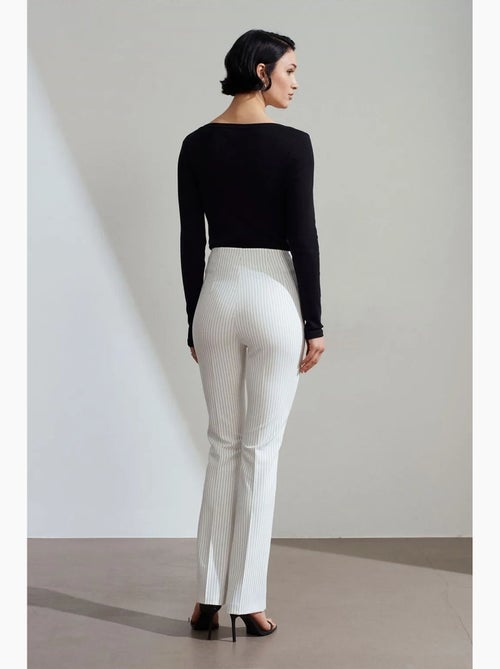 Pantalon évasé rayé à taille haute et plis dilvin - Kiabi Pantalon évasé rayé à taille haute et plis dilvin - Kiabi